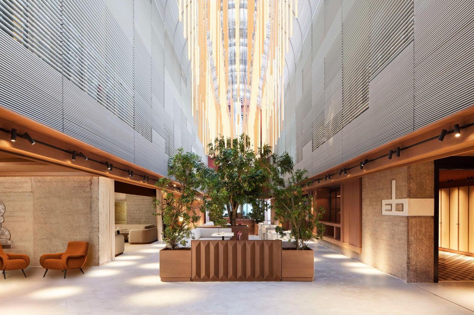 NH Collection Madrid Eurobuilding — photo 2