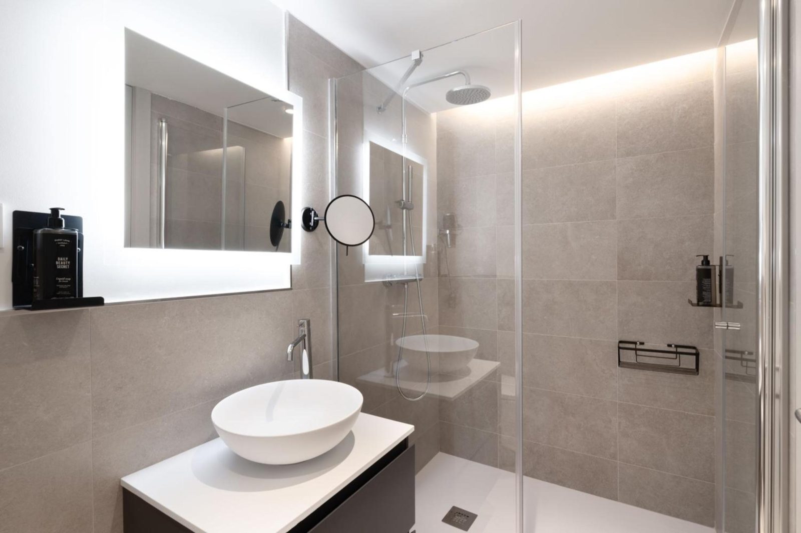 Limehome Madrid Calle de Juan Hurtado de Mendoza — photo 3